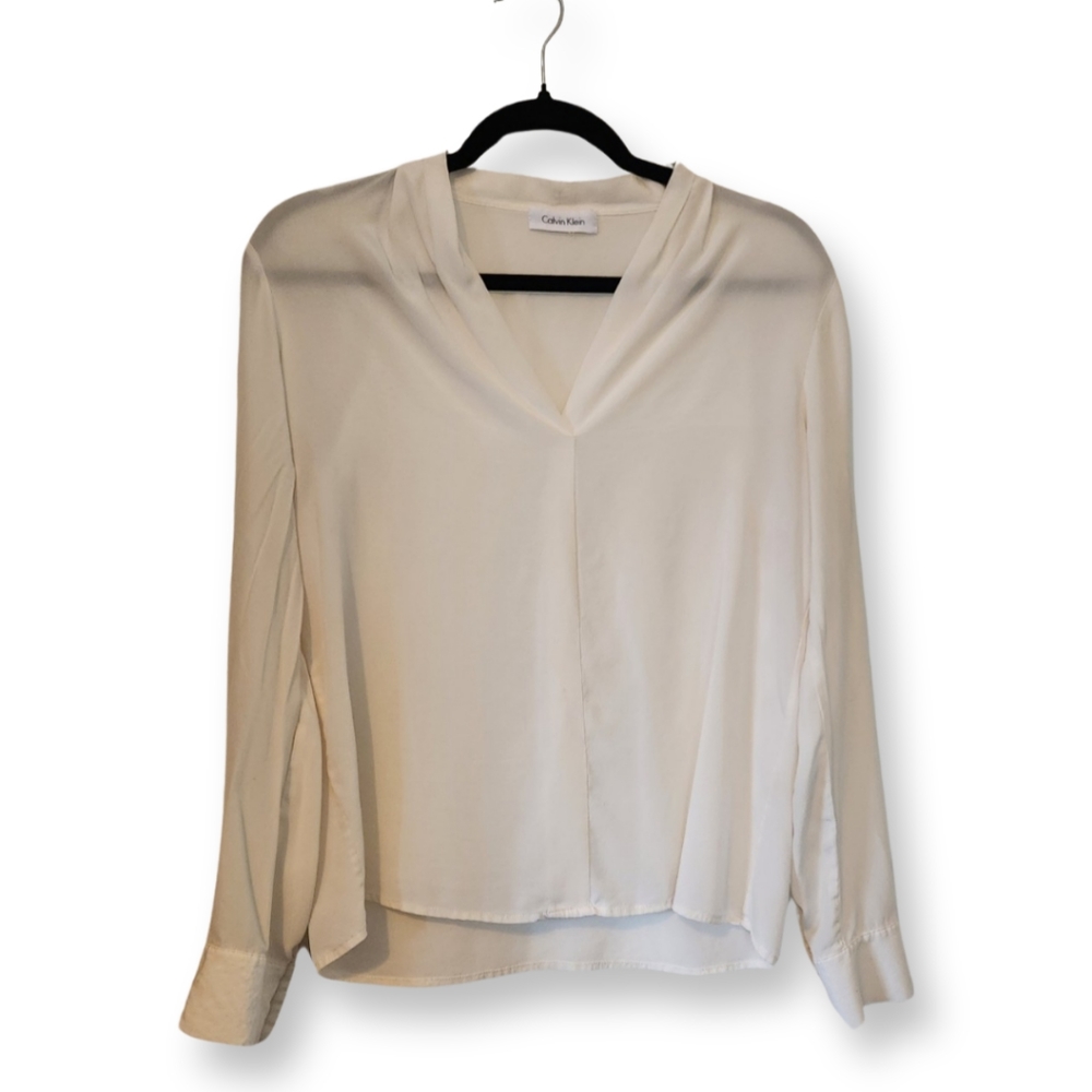 100% Silk Authenic Calvin Klein Blouse - Very Elegant!  Size Medium